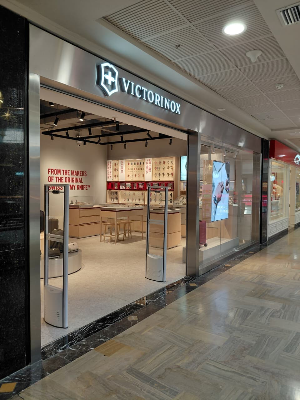 Victorinox
